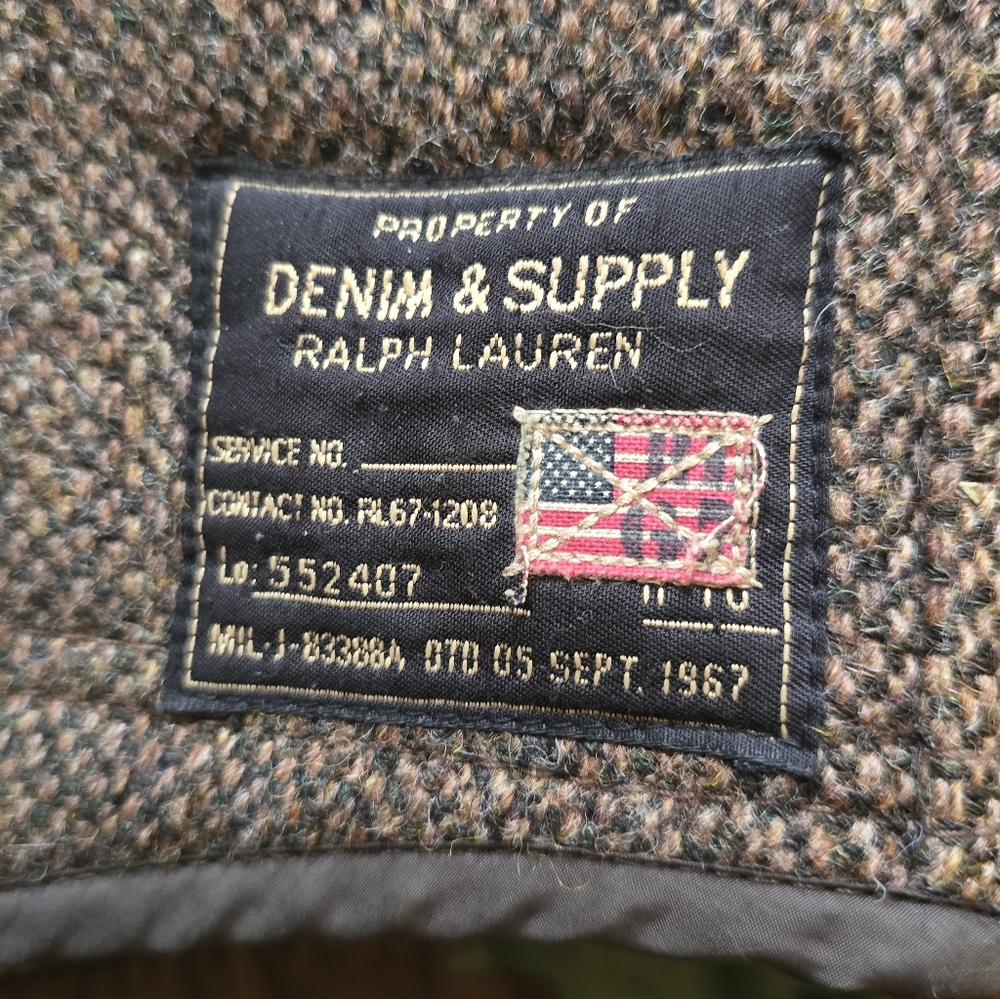 Tweed Quilted 🦺 - Picture 6 of 9